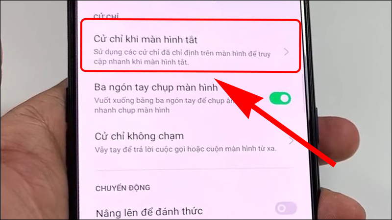 Chọn thanh Cử chỉ khi màn hình tắt